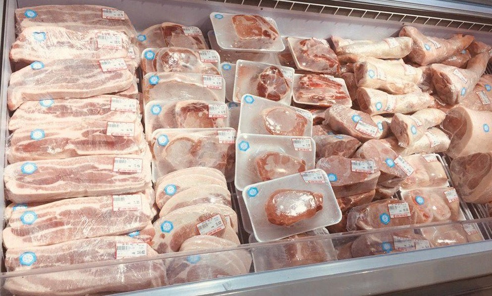 Bất ngờ: Thịt lợn nhập khẩu ở siêu thị rẻ hơn thịt trong nước 40%