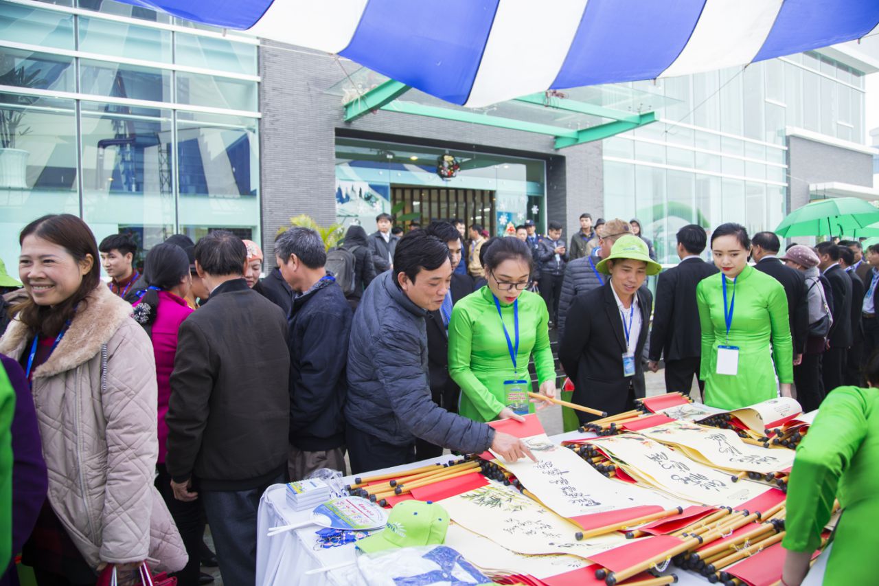 Anova Feed - Inaugurated the third factory in Hung Yen
